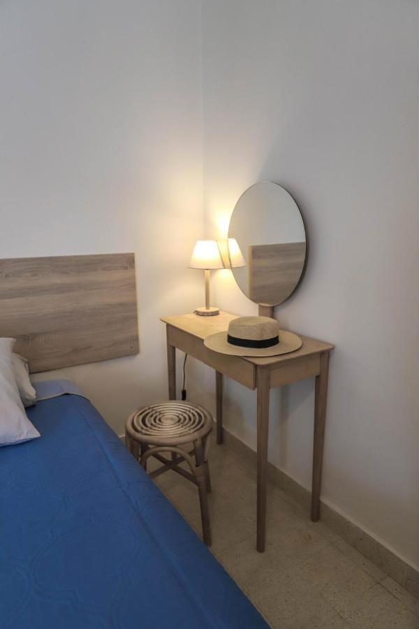 Traditional Town Garden Apartment Rhodes City Екстер'єр фото